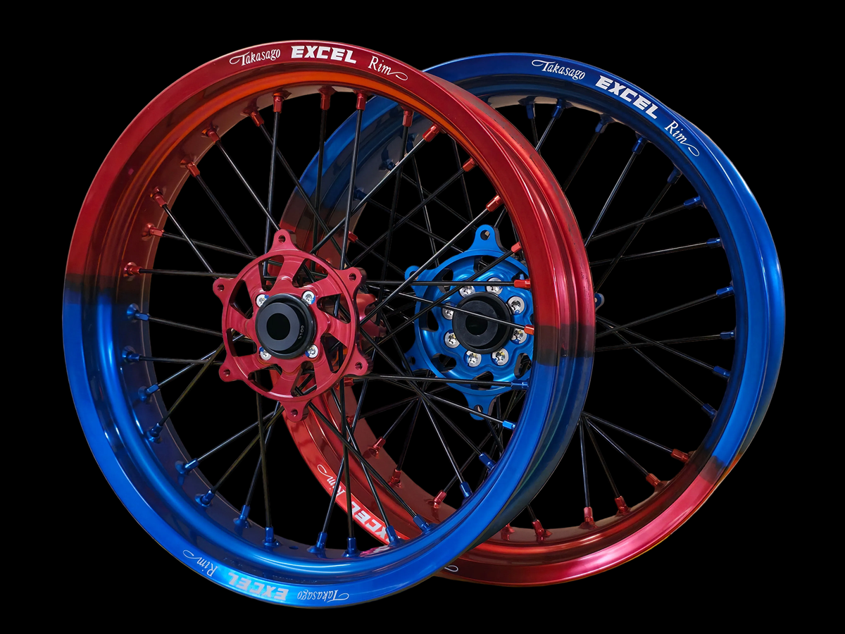 Supermoto Felgensatz Excel Fade Rot/Blau mit Naben Rot und Blau