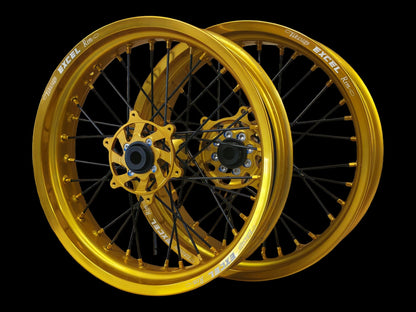 Supermoto Felgensatz 17 Zoll Excel Custom-Gold mit G2 Pro Nabe Gold – vorne und hinten, schwarzer Hintergrund